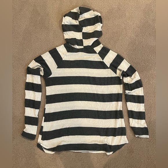 Women’s Striped Hooded Pullover Sweater. Size L. - Picture 3 of 5